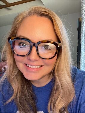 Meet your Posher, Rebekah